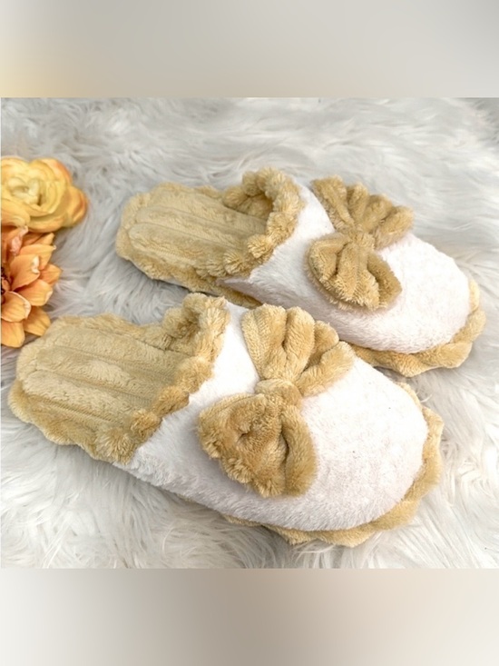 Shoes - Yellow And White Bow Slippers Sz 7.5-8.5 (38-39) NEW!